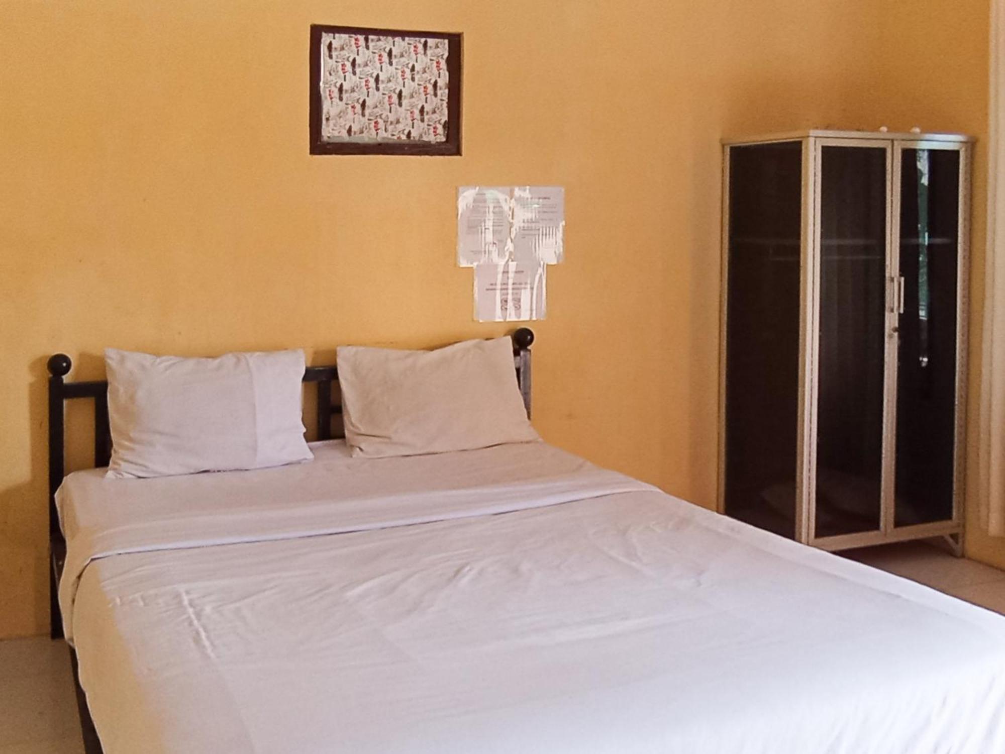 Reddoorz At El Shaday Homestay Banyuwangi Баньювангі Екстер'єр фото