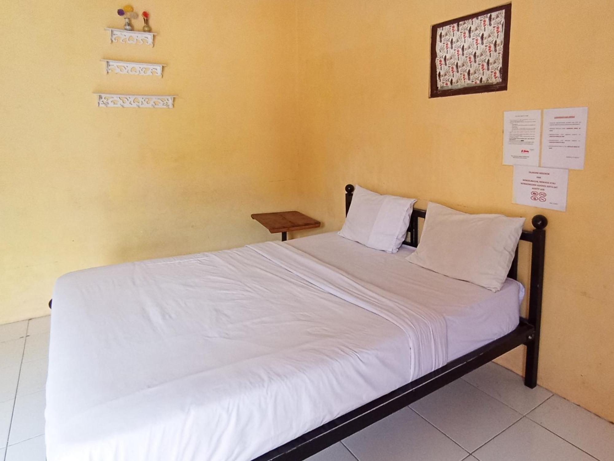 Reddoorz At El Shaday Homestay Banyuwangi Баньювангі Екстер'єр фото
